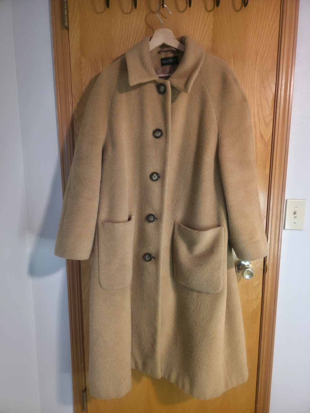 Harve Benard Camel Single-Breasted Wool Coat